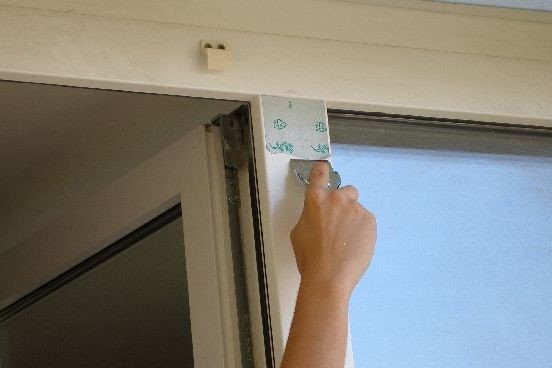 Очистить новое окно от пленки